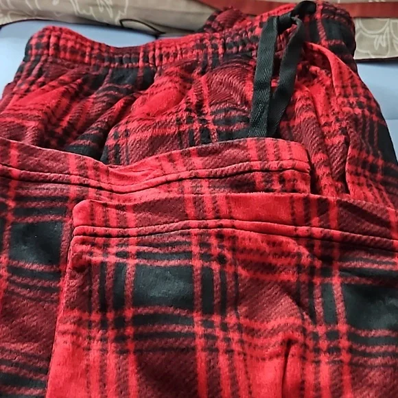 St Johns Bay Size Large Red Tartan Pyjama Pants Sleepwear - Picture 3 of 4